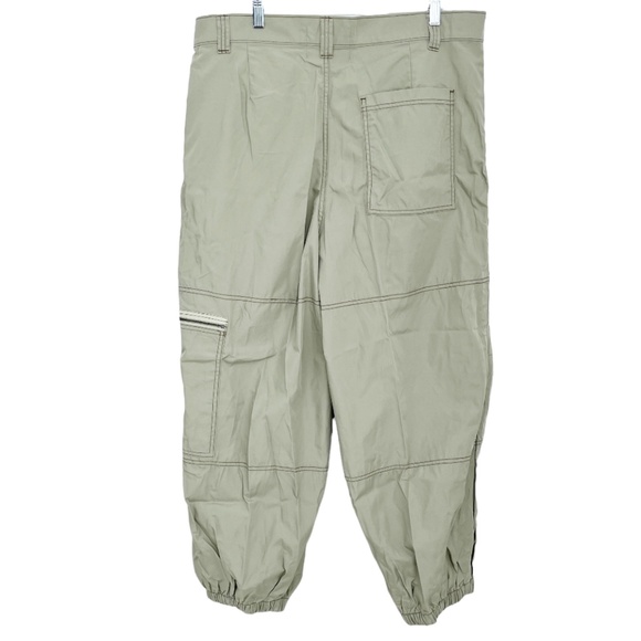 Urban Outfitters Green Cargo Pants - Picture 5 of 16